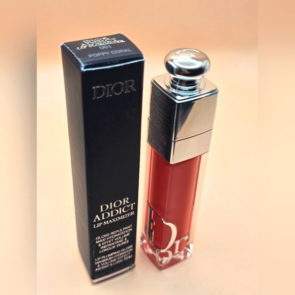 Dior Addict Lip Maximizer, Shimmer Poppy Coral 061 .20fl, New in box - Picture 2 of 4